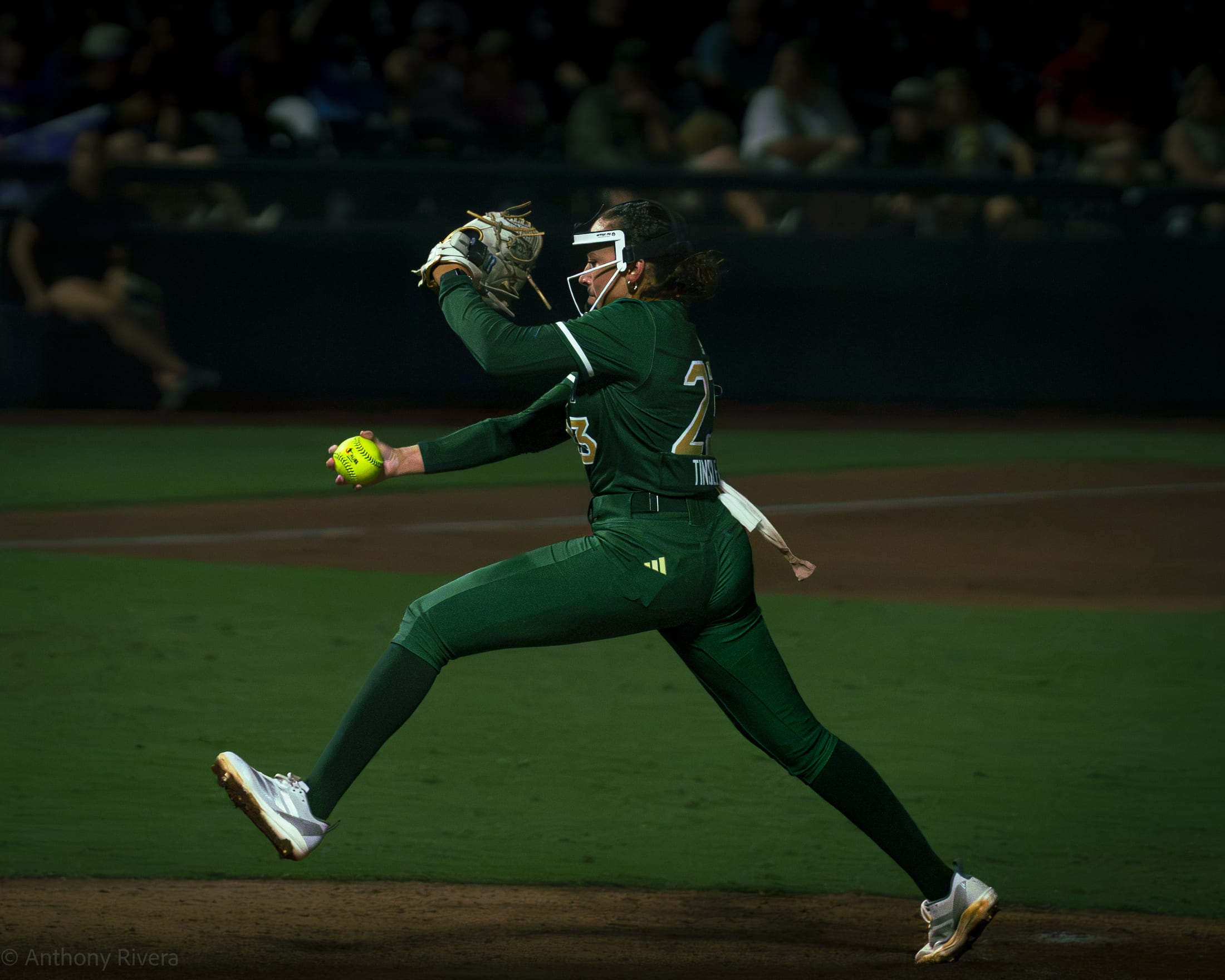 Utah Talons Pitcher, Taylor Tinsley first game in the Athletes Unlimited Softball League against the Texas Volts.